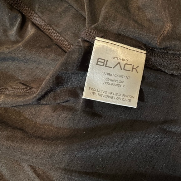 ACTIVELY Black Men's GREATNESS Performance Shirt - Picture 11 of 11